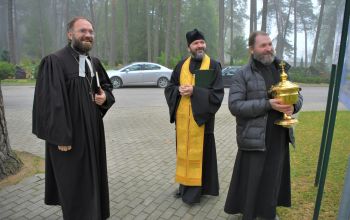 Jēkabpils pilsētas kapos notikusi jauno apbedījumu teritorijas iesvētīšana