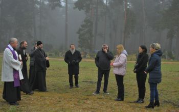 Jēkabpils pilsētas kapos notikusi jauno apbedījumu teritorijas iesvētīšana
